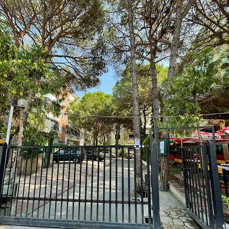 Lovely 2-bedroom Free Parking Natural Apartment *
