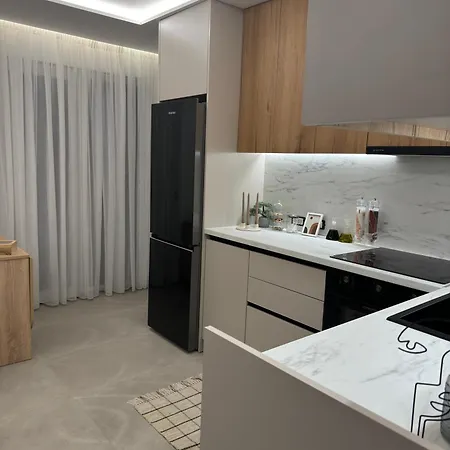 Lovely 2-bedroom Free Parking Natural Apartment Golem (Tirana)