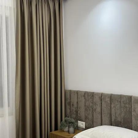 Lovely 2-bedroom Free Parking Natural