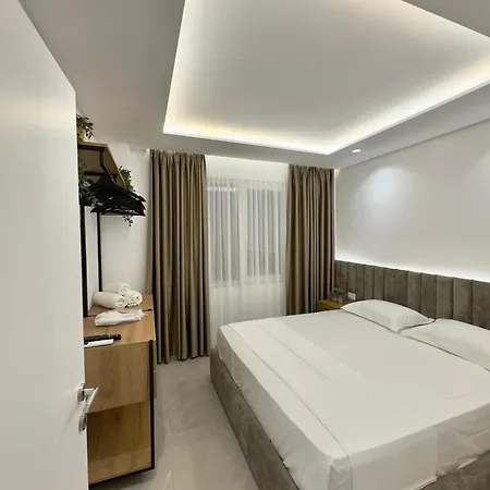Lovely 2-bedroom Free Parking Natural Apartment Golem (Tirana)
