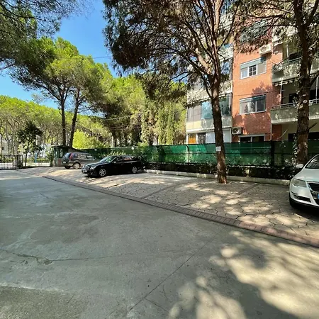 Lovely 2-bedroom Free Parking Natural * 格勒姆