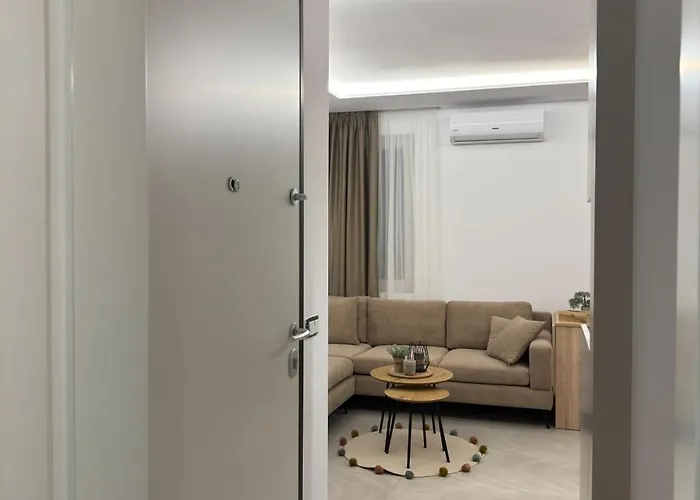 Lovely 2-bedroom Free Parking Natural 公寓 *