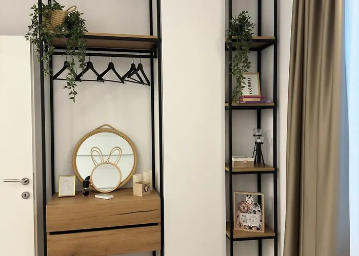 Lovely 2-bedroom Free Parking Natural * 格勒姆