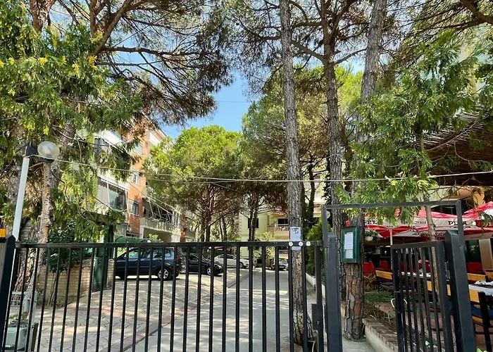 Lovely 2-bedroom Free Parking Natural 公寓 *