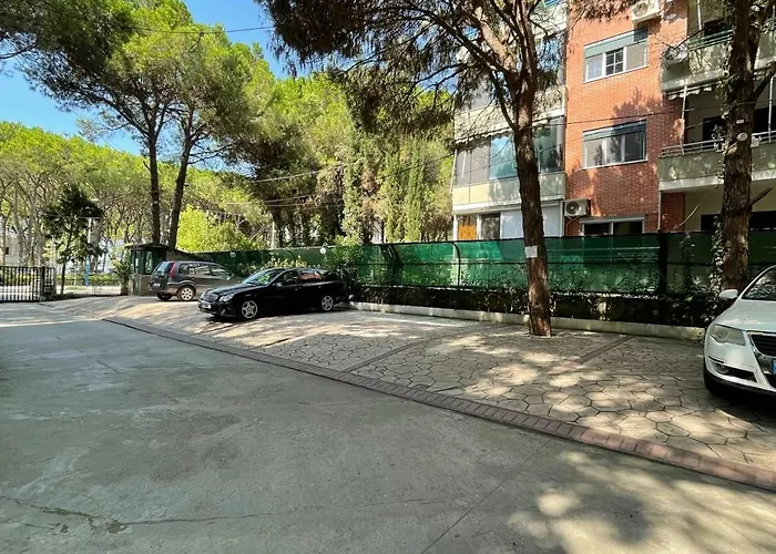 Lovely 2-bedroom Free Parking Natural * 格勒姆